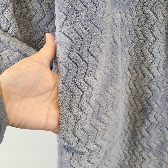 Natori Faux Fur Lavender Zip-Front Caftan Robe Size M - Picture 12 of 12